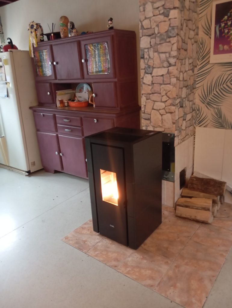 la flamme des chênes - poêle à granulés