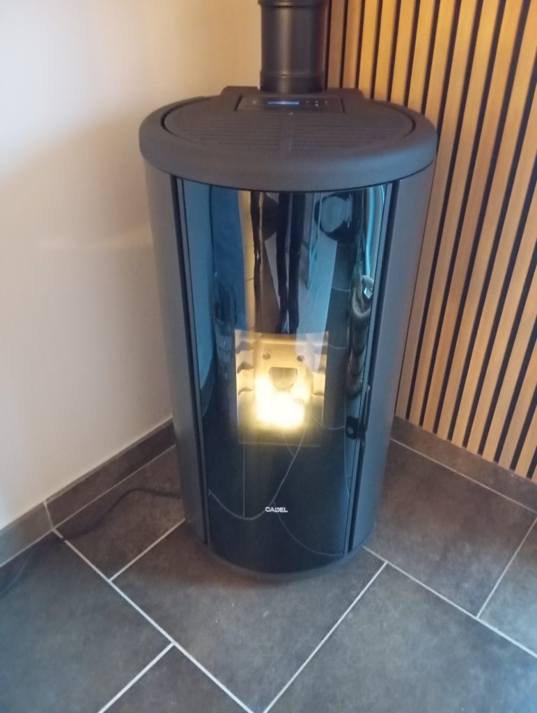 la flamme des chênes - poêle à granulés