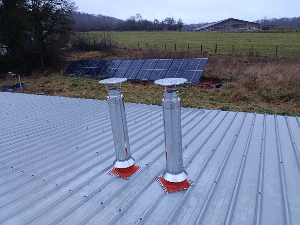 la flamme des chênes - deus cheminées en inox